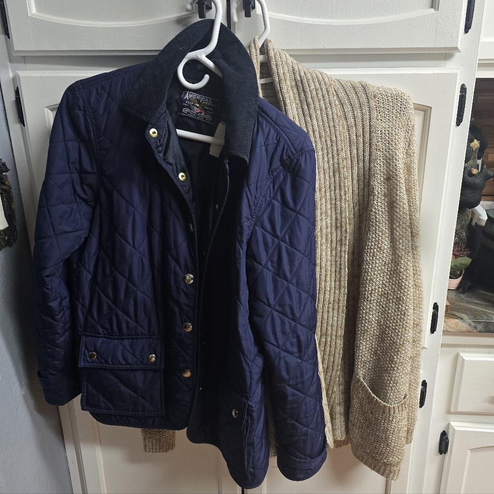 Beige Sweater And Purple Light Weight Jacket. Sweater Says Xl But Fits Large